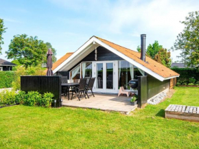 Premium Holiday Home in Jutland with beach nearby, Hejls